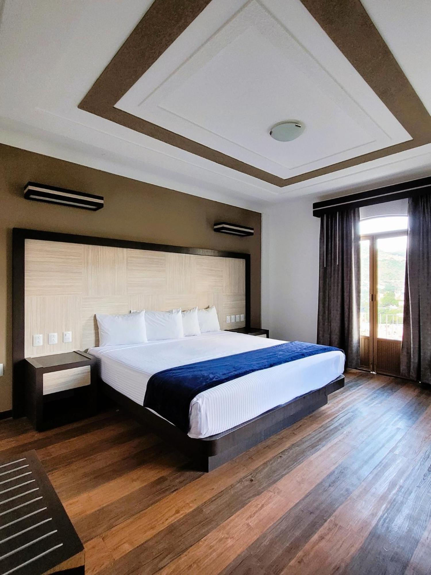 Hotel Paseo De La Presa กัวนาฮัวโต ภายนอก รูปภาพ