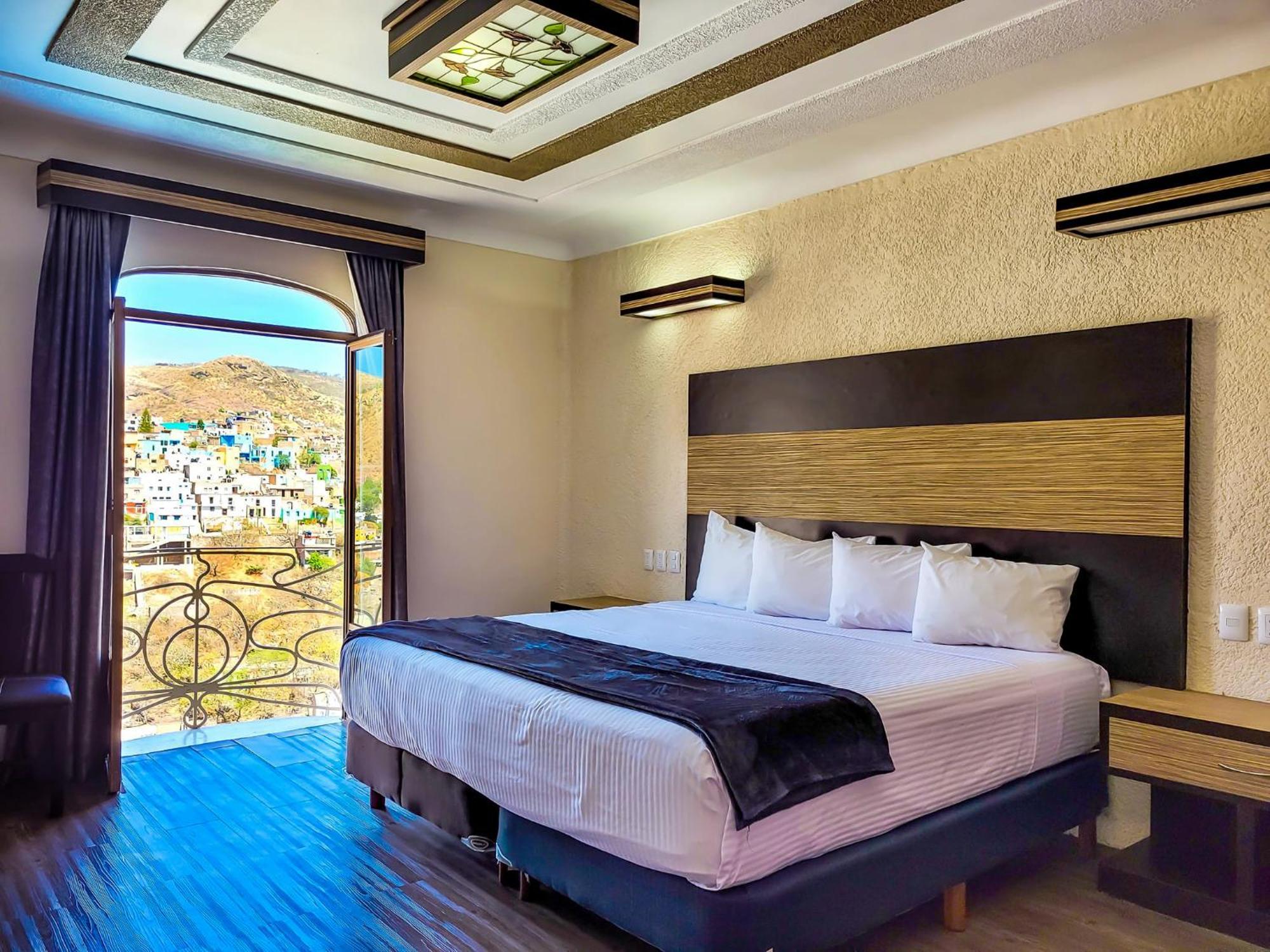 Hotel Paseo De La Presa กัวนาฮัวโต ภายนอก รูปภาพ